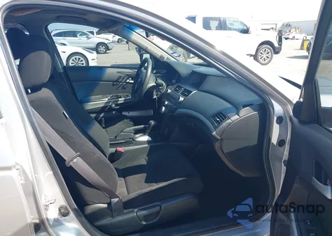 2008 Honda Accord 2.4 Ex from USA, damaged, VIN 1HGCP26718A071269